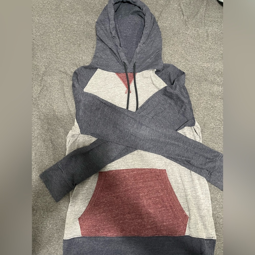 Men’s Small American Eagle Long sleeve Shirt w/ hood